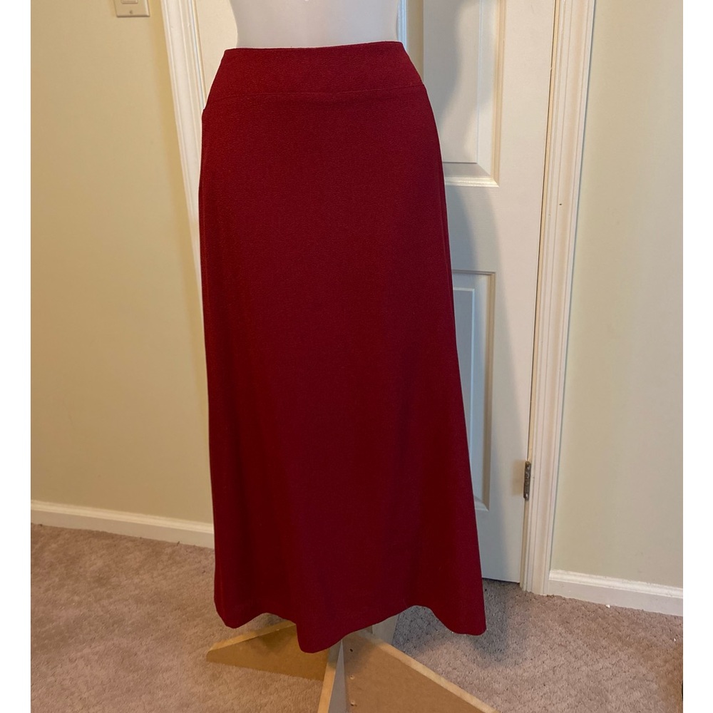 Worthington - Lovely burgundy a-line maxi skirt in reach fabric Size: 8T